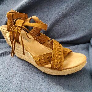 Women's Minnetonka Wedges size 7